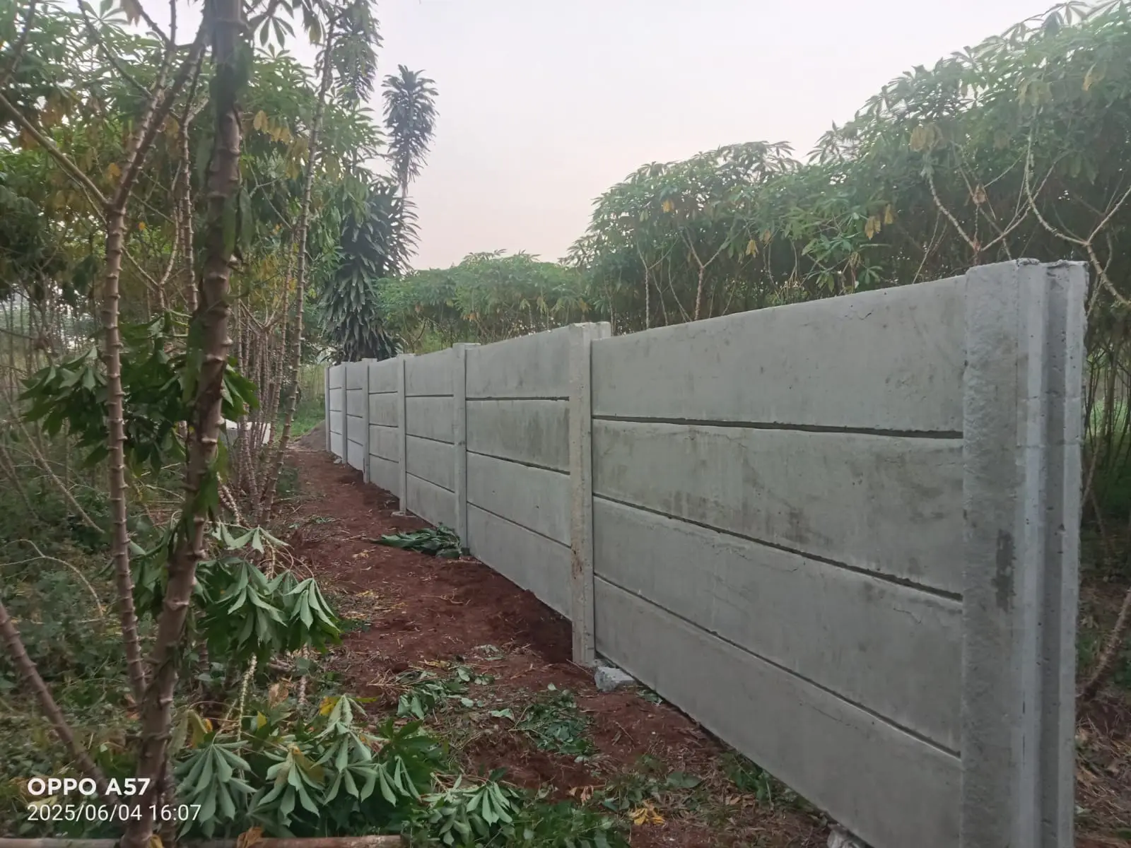 Berapa Jarak Tiang Pagar Panel